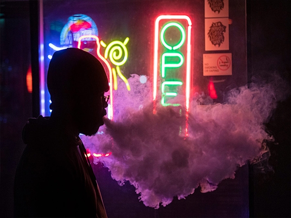 Kentucky House Votes To Passes Tax On Vaping Products...